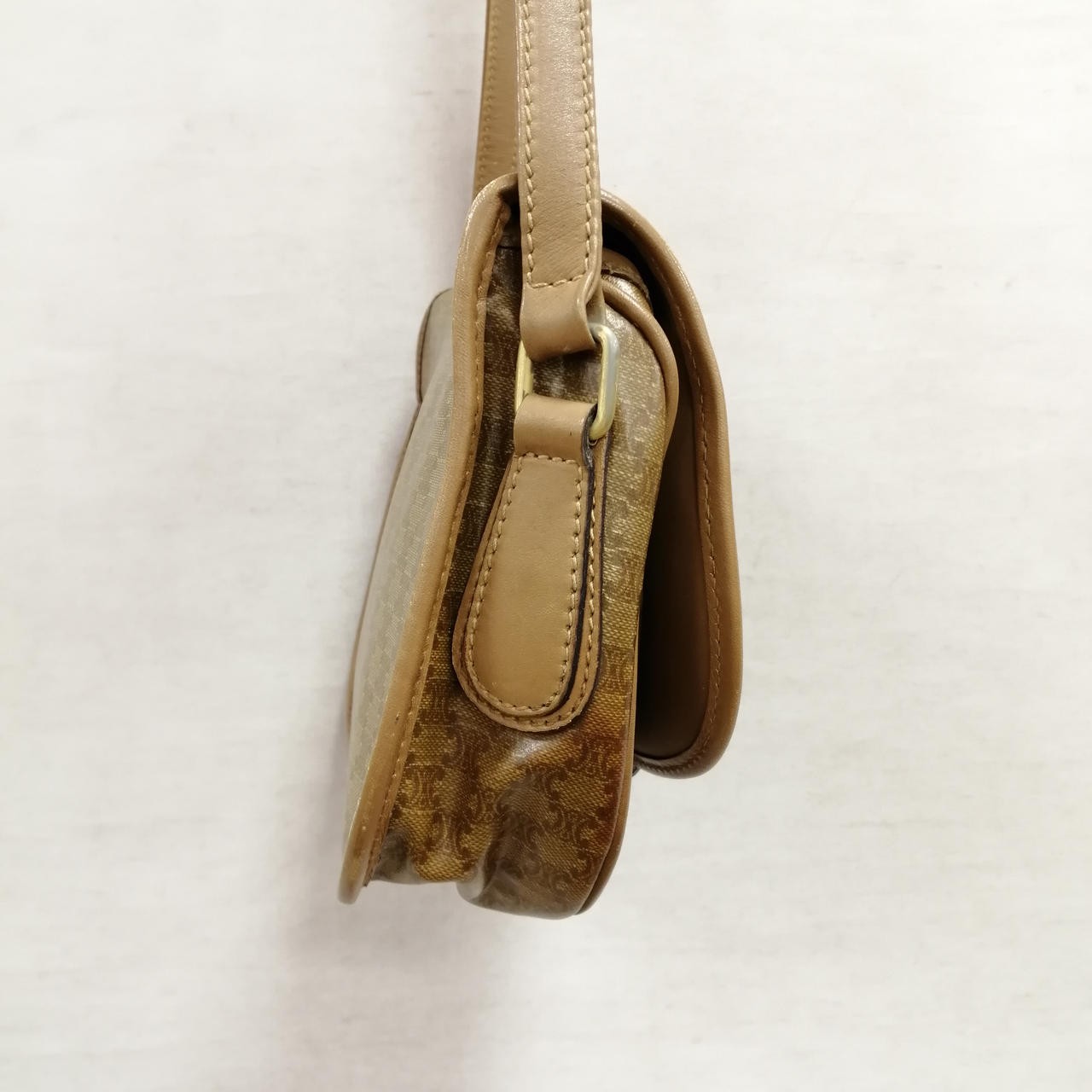 Macadam Pattern Shoulder Bag Model Number M04 Bei… - image 9