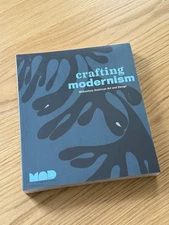 Crafting Modernism: MidCentury American Art and Design 9781419700996