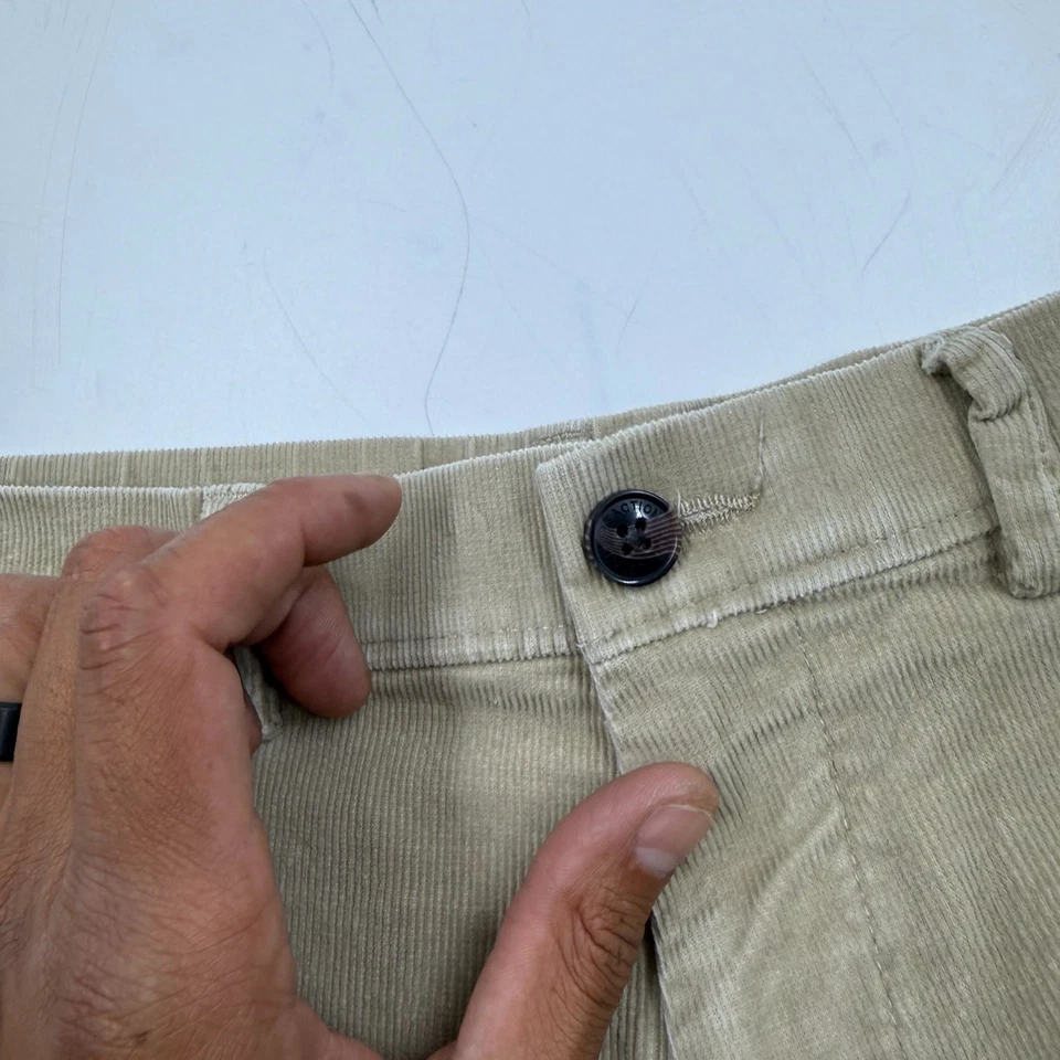 Kenneth Cole Reaction Men's Pants 31/30 Beige Corduroy Cotton Stretch Straight - Image 2 of 4