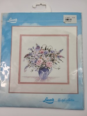 Lanarte 33877 Cross Stitch Kit 