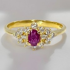 18ct Gold Ruby Diamond Ring 2.72gr Real Ruby and Diamonds SIZE M