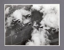 HAWKER HUNTER F5 FORMATION LARGE VINTAGE ORIGINAL AIR MINISTRY PHOTO RAF 2