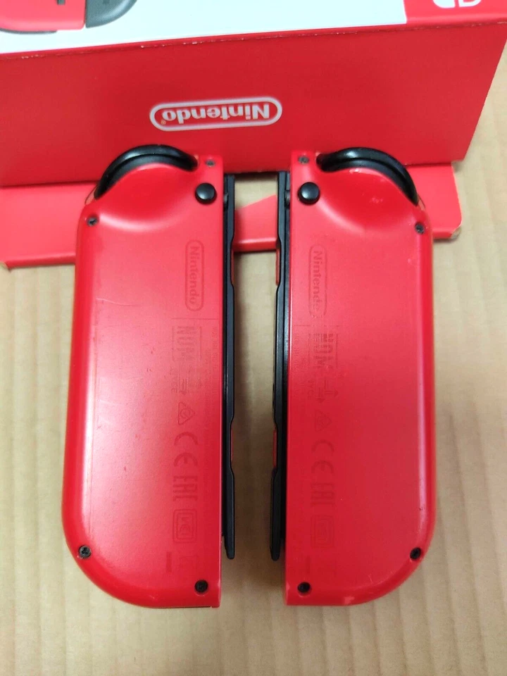 Nintendo Switch - Joy-Con (L/R) - Red Rare JAPAN w/BOX - Image 4 of 4