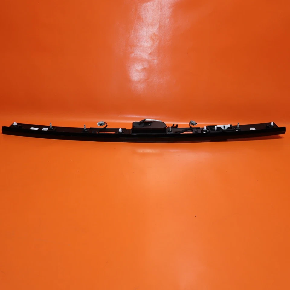 LAND ROVER DISCOVERY 运动升降门 TRIM 2020 2021 LR137739 原始设备制造商 — 第 4/4 张图片