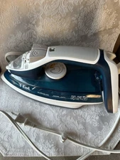 T-fal Ultra Glide EasyCord Steam Iron FV4476