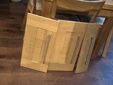 Variety of Wickes Tiverton natural oak kitchen doors and drawer fronts