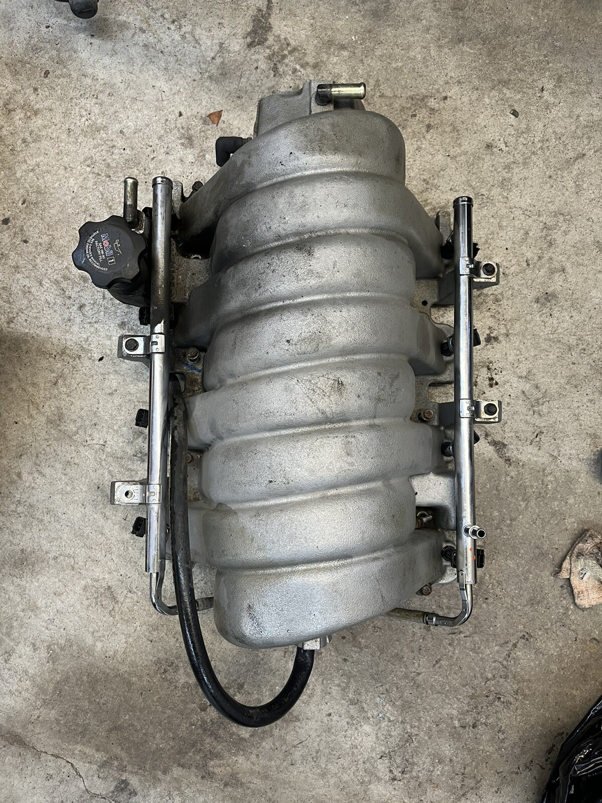 0610 6.1L Intake Manifold Charger Challenger Magnum Cherokee SRT SRT8