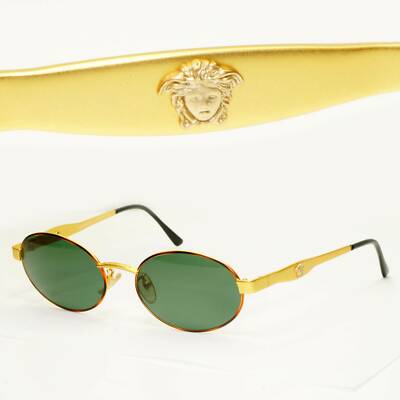 Gianni Versace 1996 Vintage Gold Medusa Oval Metal Gianni Versace 1996 Vintage Gold Medusa Oval Metal
