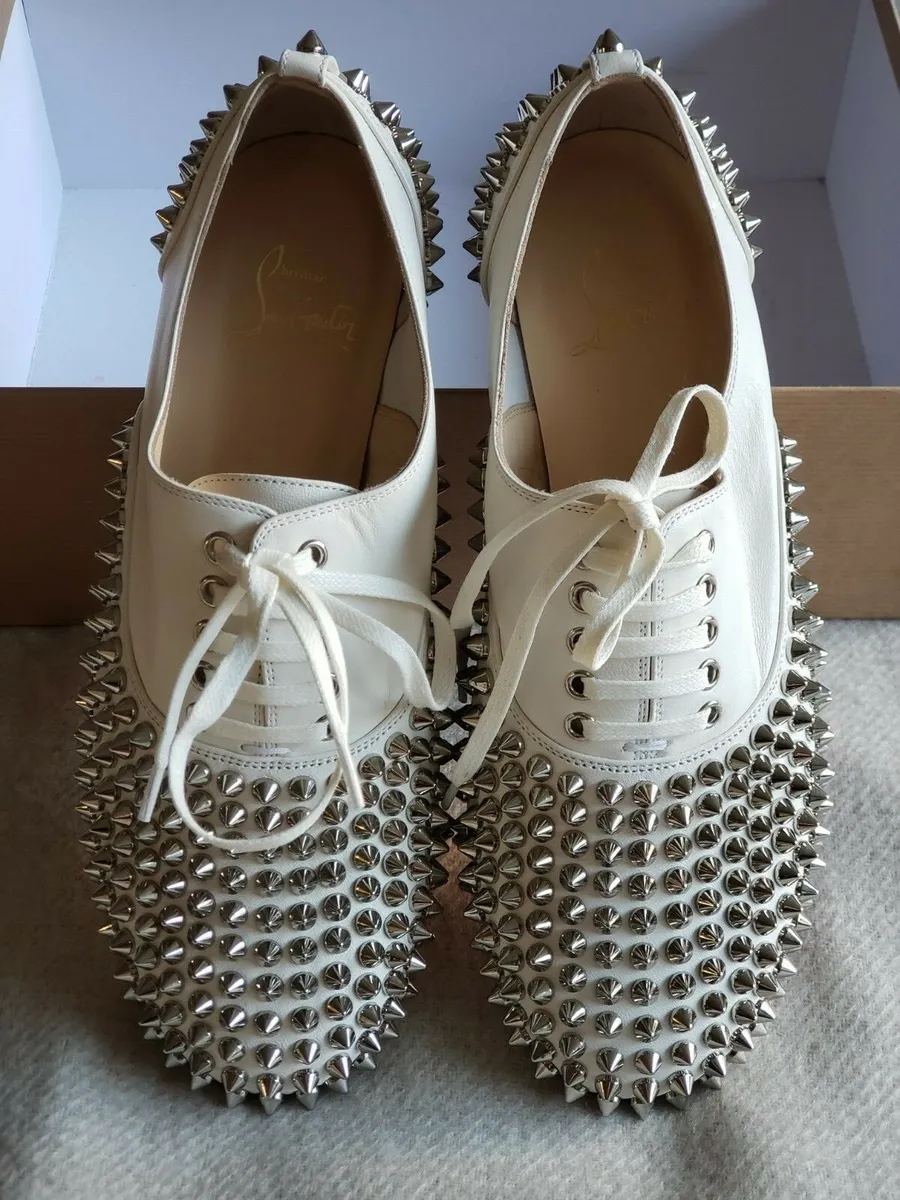 Christian Louboutin 36.5 6.5 Freddy Spike White Leather Stud Lace-Up Oxford  Flat