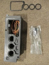 (NEW) NUMATICS HH-1 HH1 Manifold With gasket and hardware