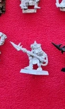 C47 CLAN RAT w HALBERD - METAL OOP MARAUDER CLANRAT SKAVEN SKAVENS RATMEN 1985