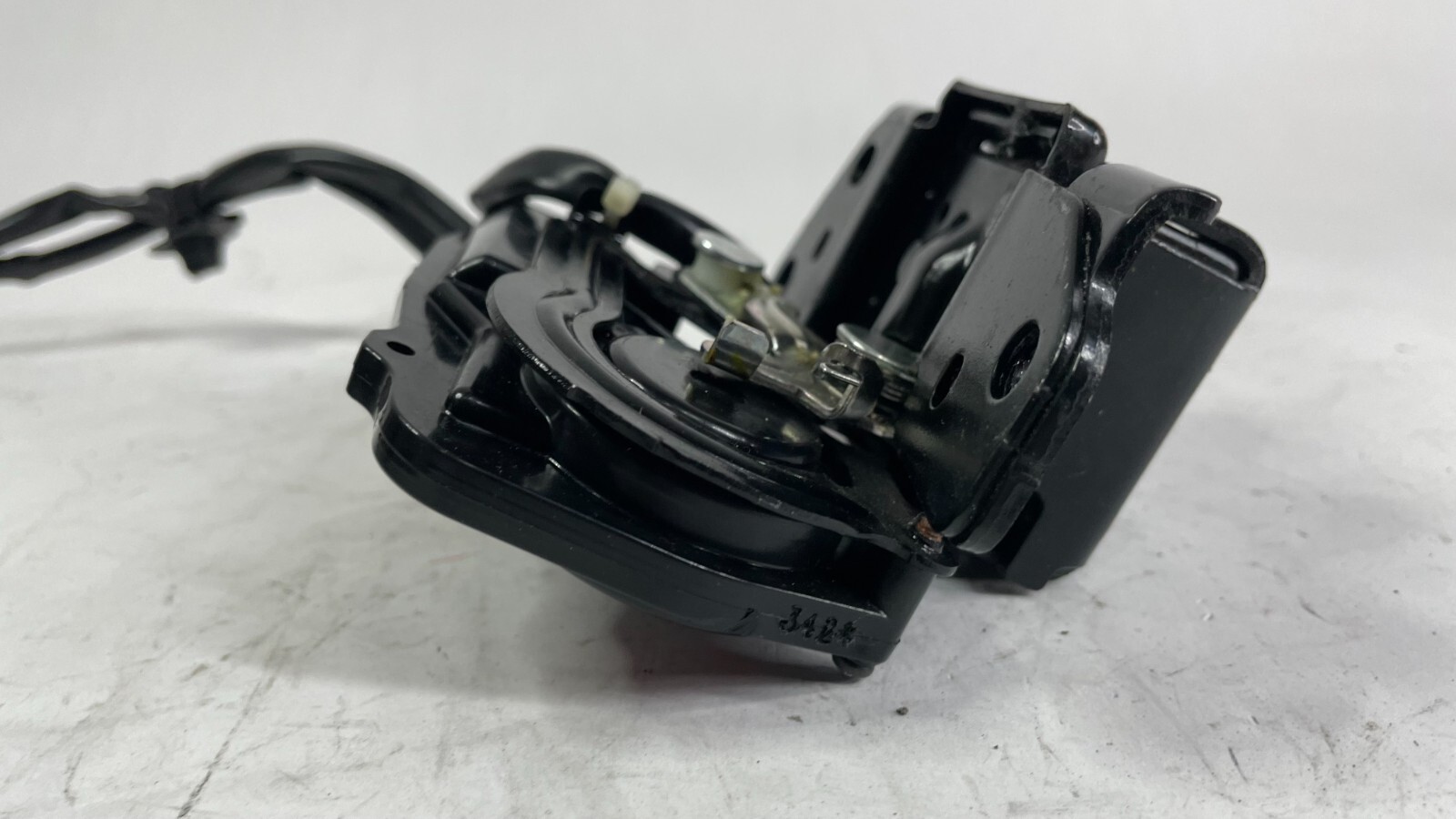 20102015 Toyota Prius trunk liftgate latch lock actuator oem eBay