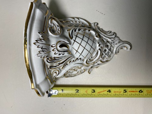 Vintage Shell Scroll Pedestal Sconce Shelf Porcelain 18K White Hollywood Regency - Picture 8 of 9