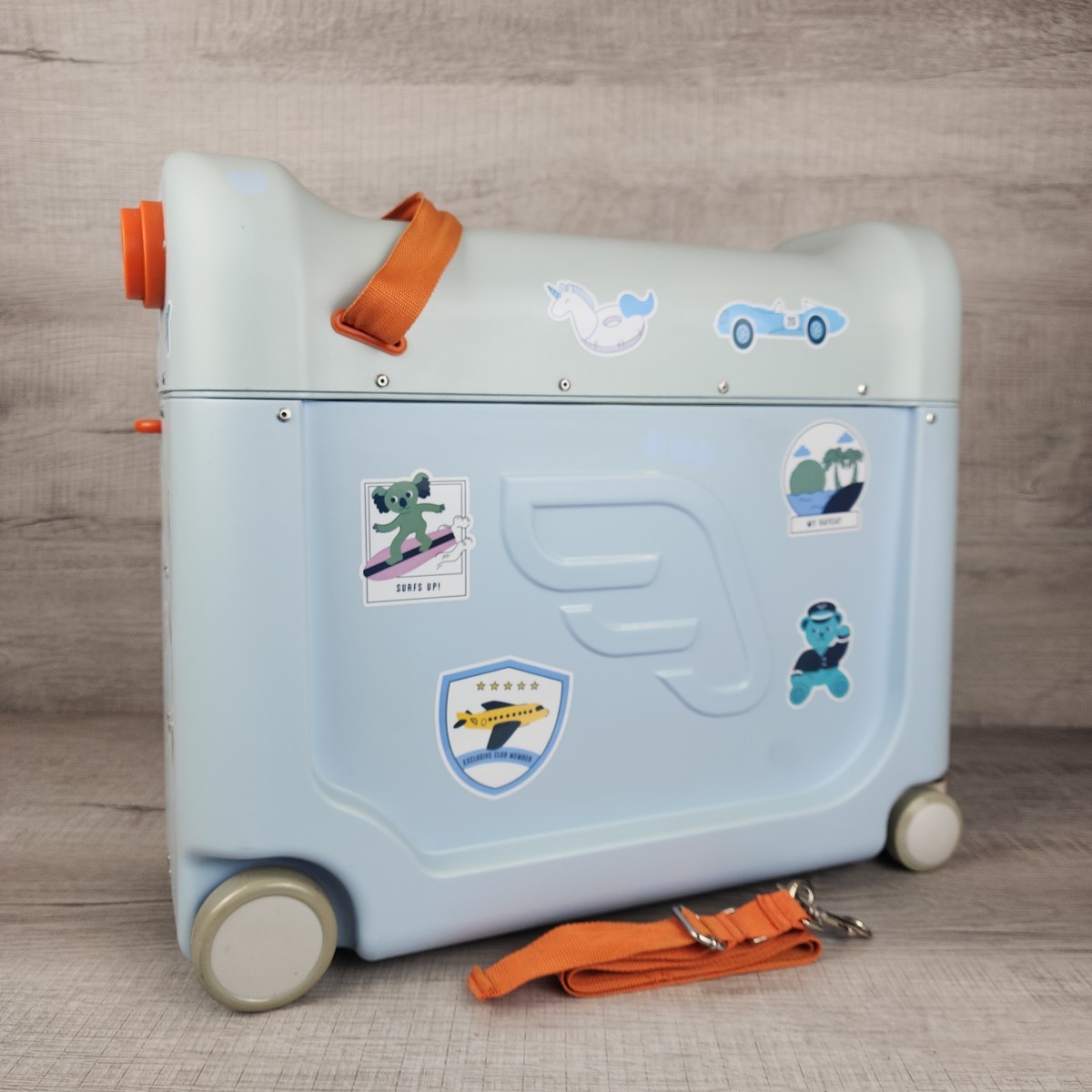 JetKids by Stokke BedBox Kid's Ride-On Suitcase Light Blue Clean W