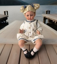 Vintage Fayzah Spanos Sitting Vinyl Doll LE # 92/500, 1998, 26 in