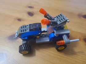 LEGO Complete Space: Alien Defender #7050 Complete with Manual, No Box