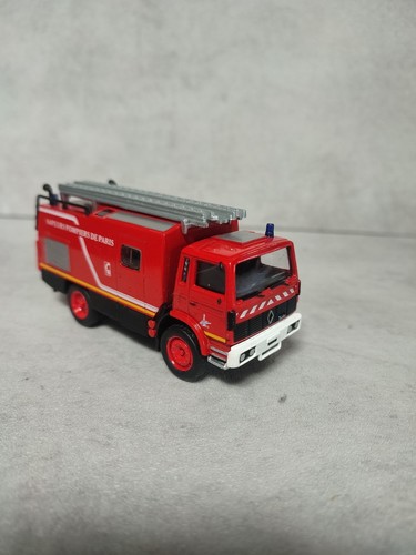 DEL PRADO DIE CAST FIRE ENGINE'S OF THE WORLD RENAULT , PIERCE AND IVECO ANNIE - Picture 6 of 18
