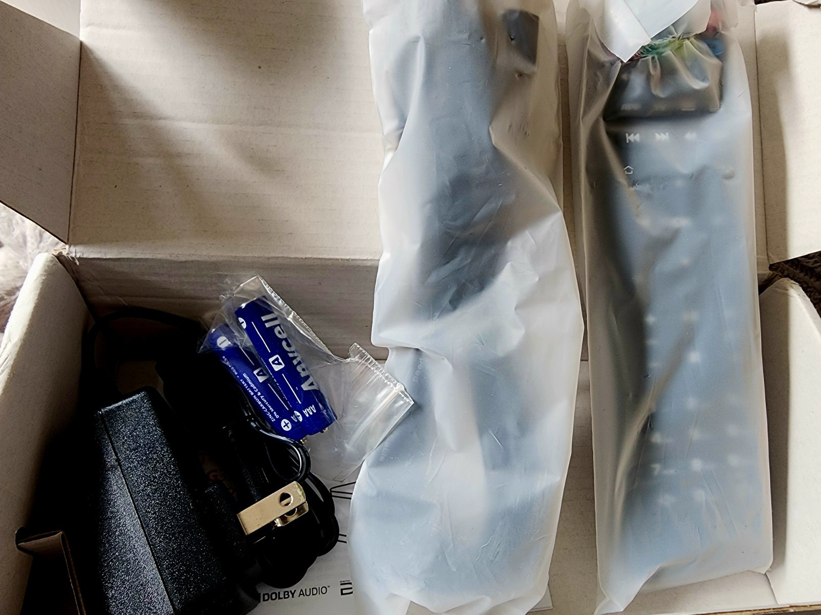 Infomir Mag322w1 with built-in WiFi - OPEN BOX(New & Unused)