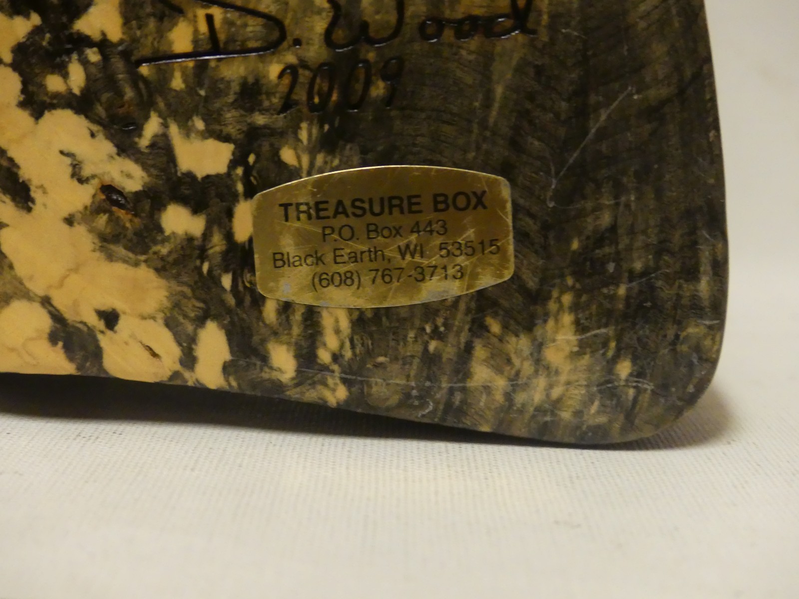 Puzzle box. Made from Buckeye root Signed by artist. Glass eye NOT included.