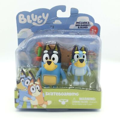 Bluey 2 Pack Skateboarding Bluey and Bandit Dad 2.5 in Figures + Skateboard NEW