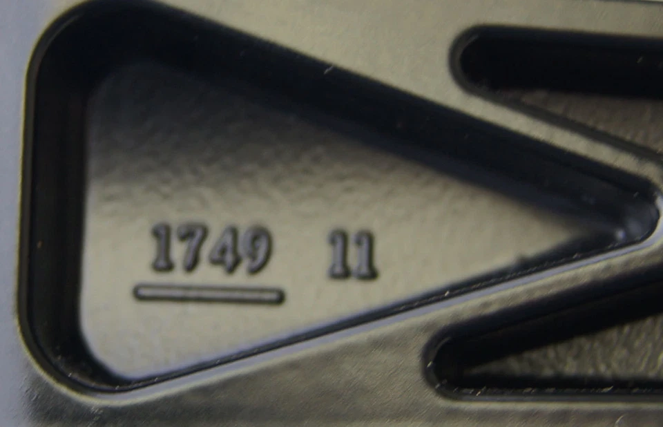 Braço limpador de para-brisa 2011-2015 Chevy Impala/Limited LH novo fabricante de equipamento original preto 20958933 - Imagem 2 de 4