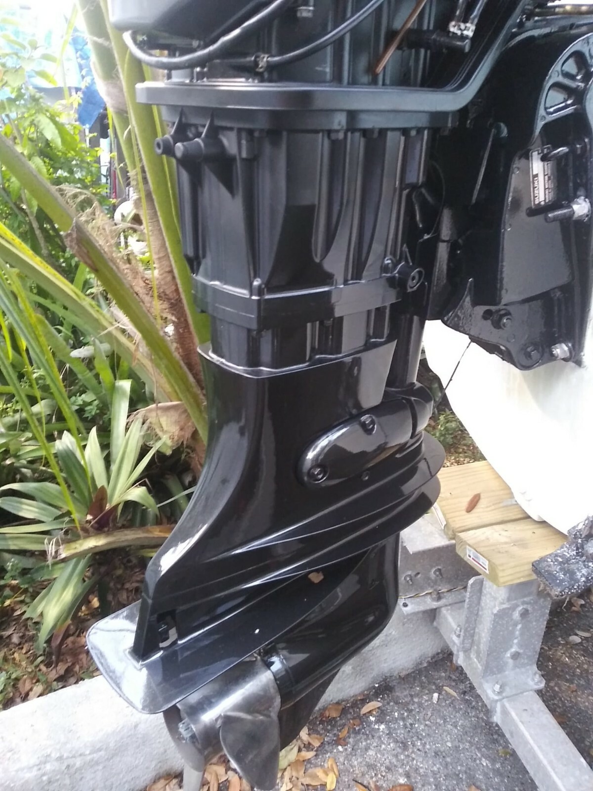 SUZUKI 140 DF140 OUTBOARD motor rebuild Black / white 20"or 25" ROT OR