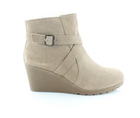 Hush Puppies Amber Miles Iiv Beige Womens Shoes Size 9 M Boots Msrp $105 on sale Hush Puppies Amber Miles Iiv Beige Womens Shoes Size 9 M Boots Msrp $105 on sale