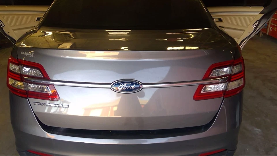 Used Deck Lid fits: 2014 Ford Taurus SE Grade B - Изображение 2 из 4