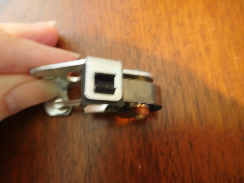 1960 AMC Rambler Classic Ambassador NOS Pontos de Ignição (1) 3204202 Vintage - Imagem 4 de 4