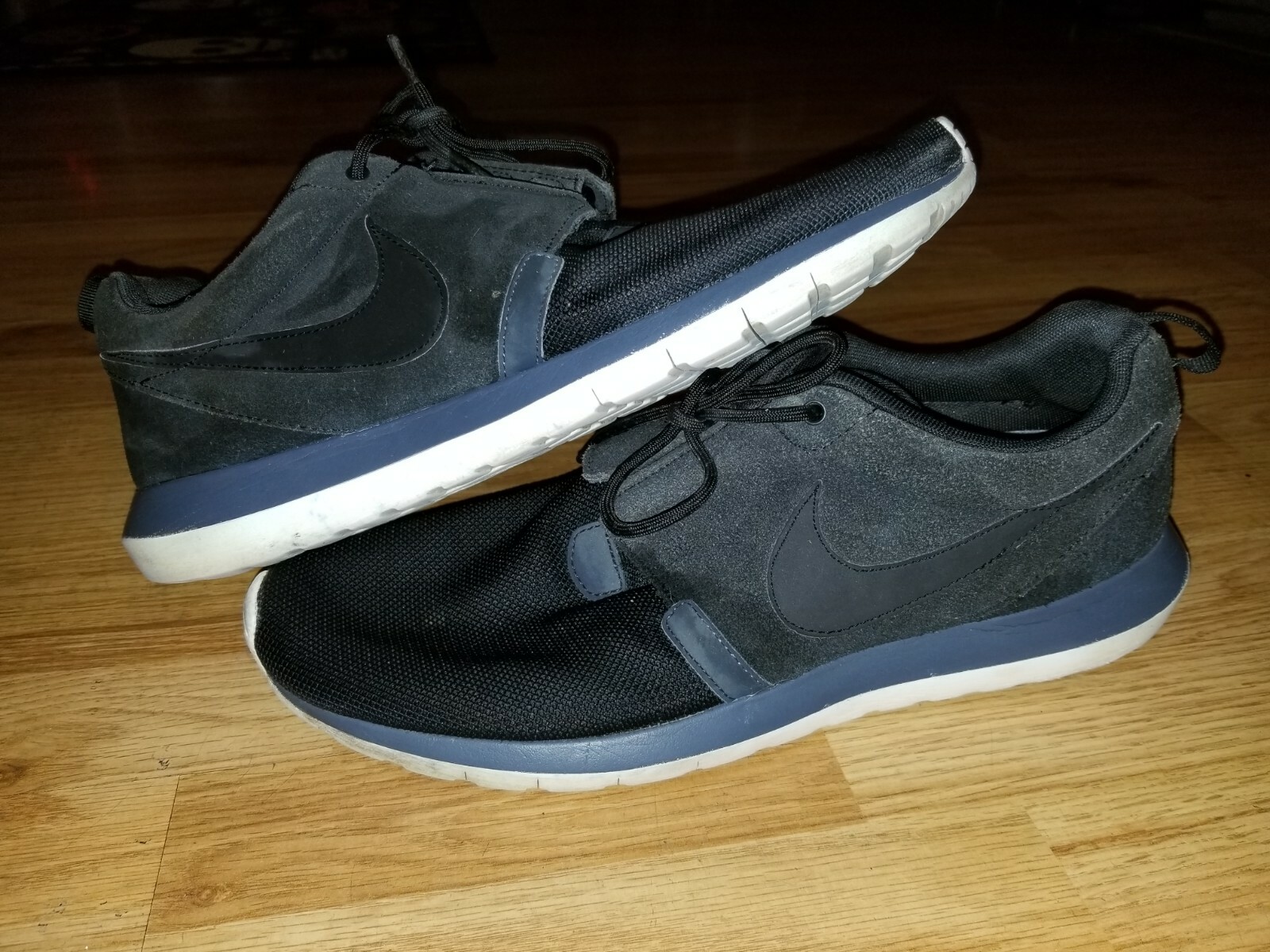 rare nike roshe run