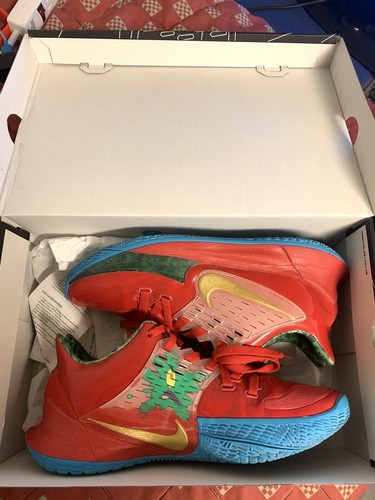 kyrie irving shoes with clovers