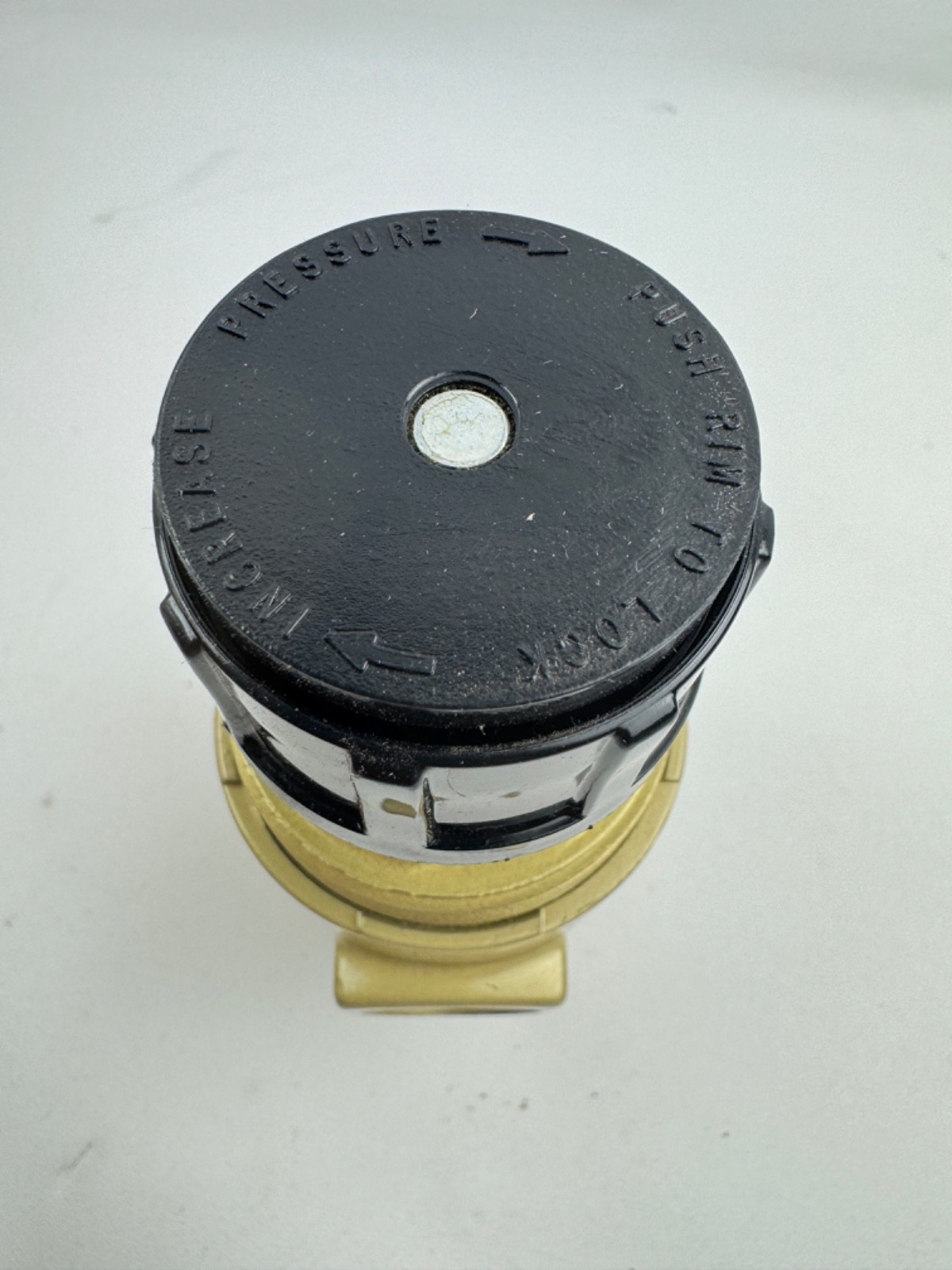 Norgren R11-300-RGLA Regulator, 300psi max inlet / 125psi Max Outlet