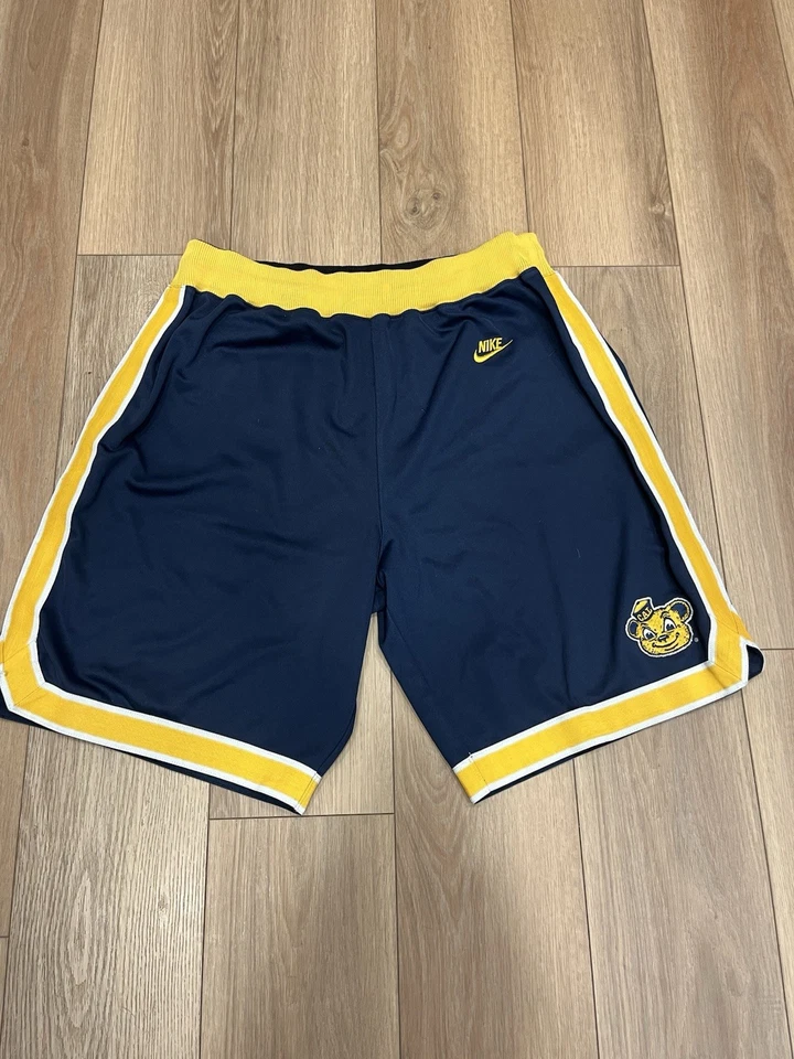 Pantalones cortos de baloncesto Nike University of California Golden Bears Game de principios de la década de 2000 Foto 2 de 4