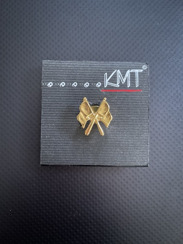 KMT Gold-Toned Crossed Flags Color Guard Metal Lapel Pin (NWT)