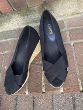 Chaps Women’s Espadrille Peep Toe Pale Gold Shoes