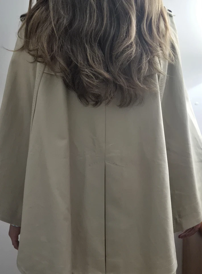 NTW The Limited Collection inspired by Scandal Tan Cape Jacket size L - Image 2 of 4