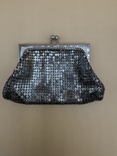 Whiting Davis Vintage Silver Mesh Coin Purse Made in USA Kiss Lock