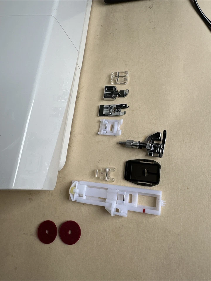 Singer C5205-PR Computer Nähmaschine Stretch Mit Zubehör in der Farbe ,,purple“ - Bild 4 von 4