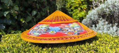 Antiker handbemalter Bambus Kegel Hut Non La Douli asiatischer Bauer Palmblatt