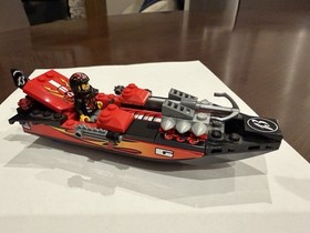LEGO World Racers: Jagged Jaws Reef (8897) And 2 Sets 30031