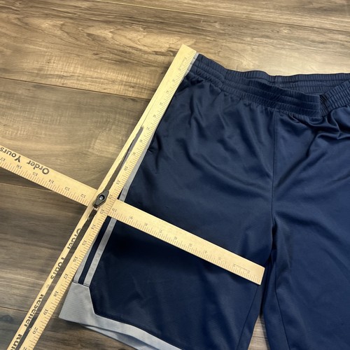 Adidas 3-Stripes Shorts Boys XL (18) - Picture 4 of 7