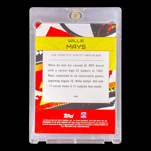 WILLIE MAYS GOLD RAINBOW REFRACTOR HOLO SP Foil Topps Fire Non Auto - GIANTS - Picture 4 of 7