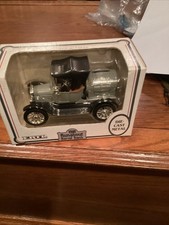 ERTL 1918 Ford Runabout Agway Country Values Barrel Bank Truck Die Cast NIB