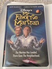 My Favorite Martian [VHS] Christopher Lloyd, Jeff Daniels, Elizabeth Hurley 1999
