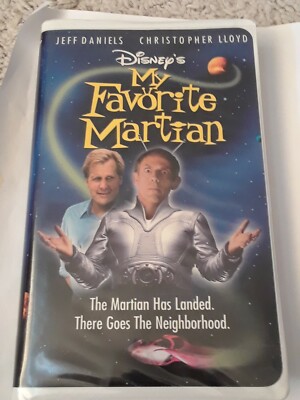 My Favorite Martian [VHS] Christopher Lloyd, Jeff Daniels, Elizabeth Hurley  1999 786936088274|
