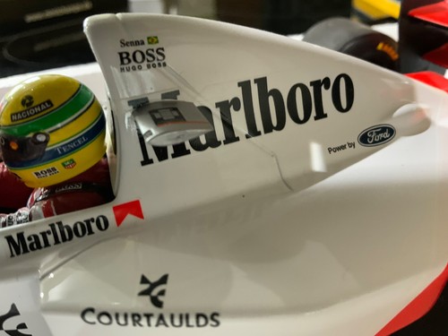 Minichamps 1/18 McLaren Ford MP4 /8 Senna 1993 Winner Japanese GP Full livery - Bild 6 von 10