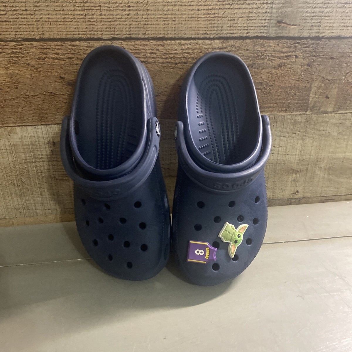 CROCS classic Navy Blue Unisex Mens Size 6 Women display picture 2