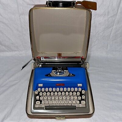 Typewriters - Vintage Royal Typewriter