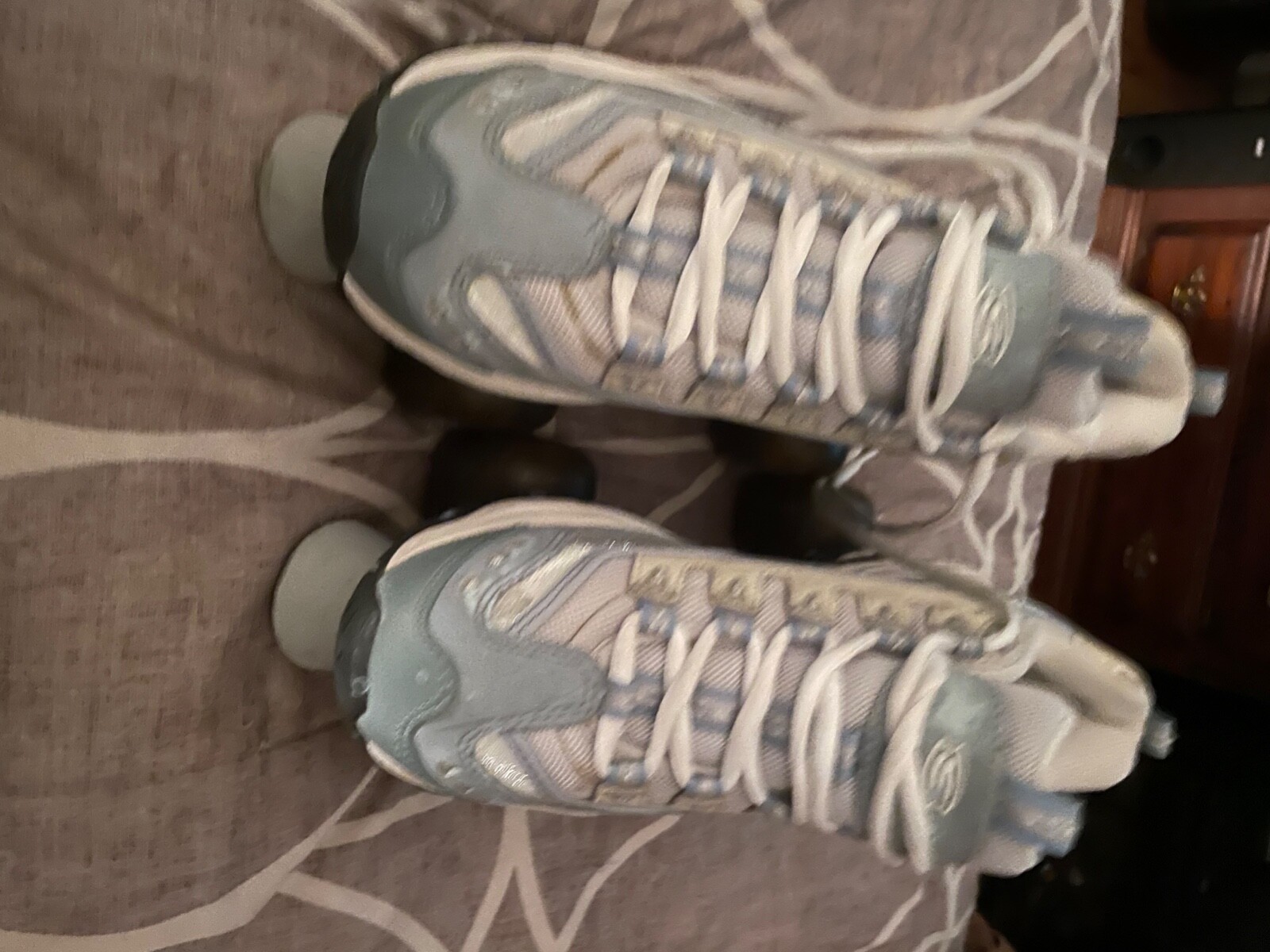 Skechers womens tennis shoe skates Gem