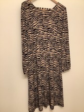 Ann Taylor LOFT Luxe Stretch Dress Elastic Waist Animal Print Size 12 New